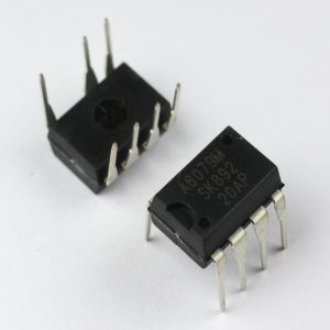 آی‌سی STRA6079M DIP-7 