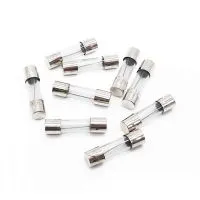 فیوز شیشه‌ای 0.5 آمپر 250 ولت سایز 5x20